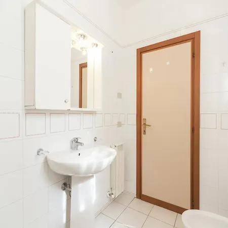 Flat In With Air Conditioning And Private Terrace アパート
