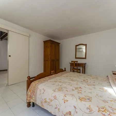 アパート Flat In With Air Conditioning And Private Terrace *