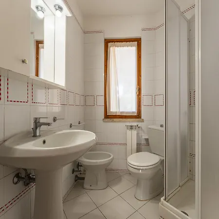 Flat In With Air Conditioning And Private Terrace